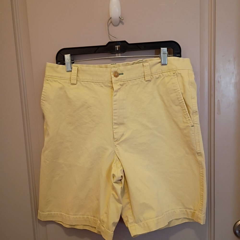 J.Mclaughlin Men’s 100%Cotton Yellow Shorts Size 34